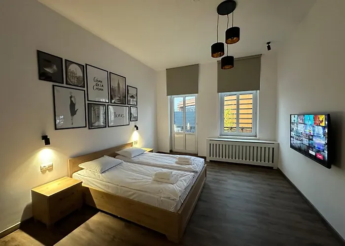 Nysa River Апартаменты Згожелец