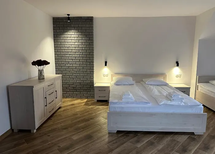 Nysa River Apartment *